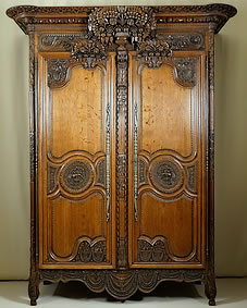 normandy-oak-wedding-french-armoire